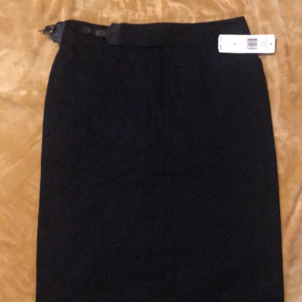 New black skirt